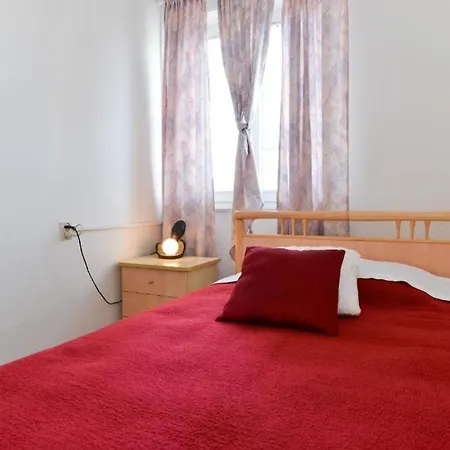 Apartman With A Parking Space - Diklo, - 22555 Zára