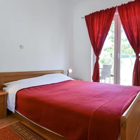With A Parking Space - Diklo, - 22555 Apartman *