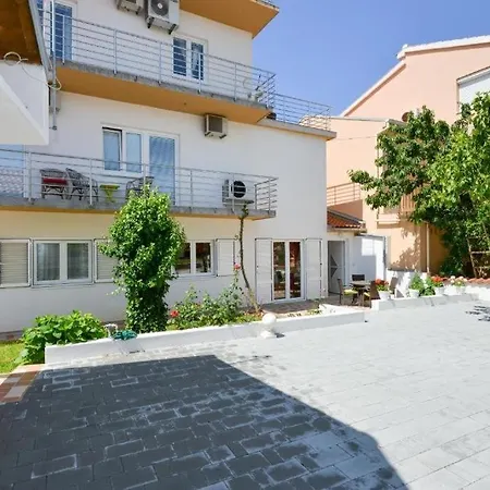 Apartman With A Parking Space - Diklo, - 22555 Zára